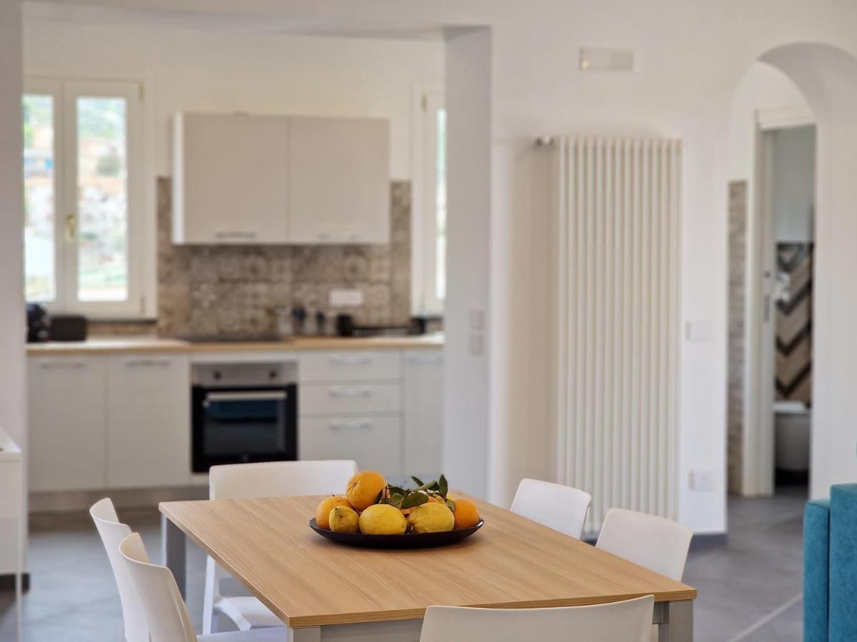 Savarese Luxury Palace Apartment Vico Equense Luaran gambar