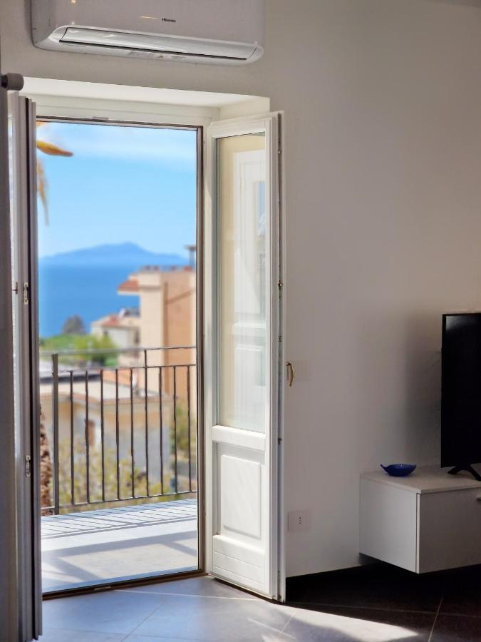 Savarese Luxury Palace Apartment Vico Equense Luaran gambar