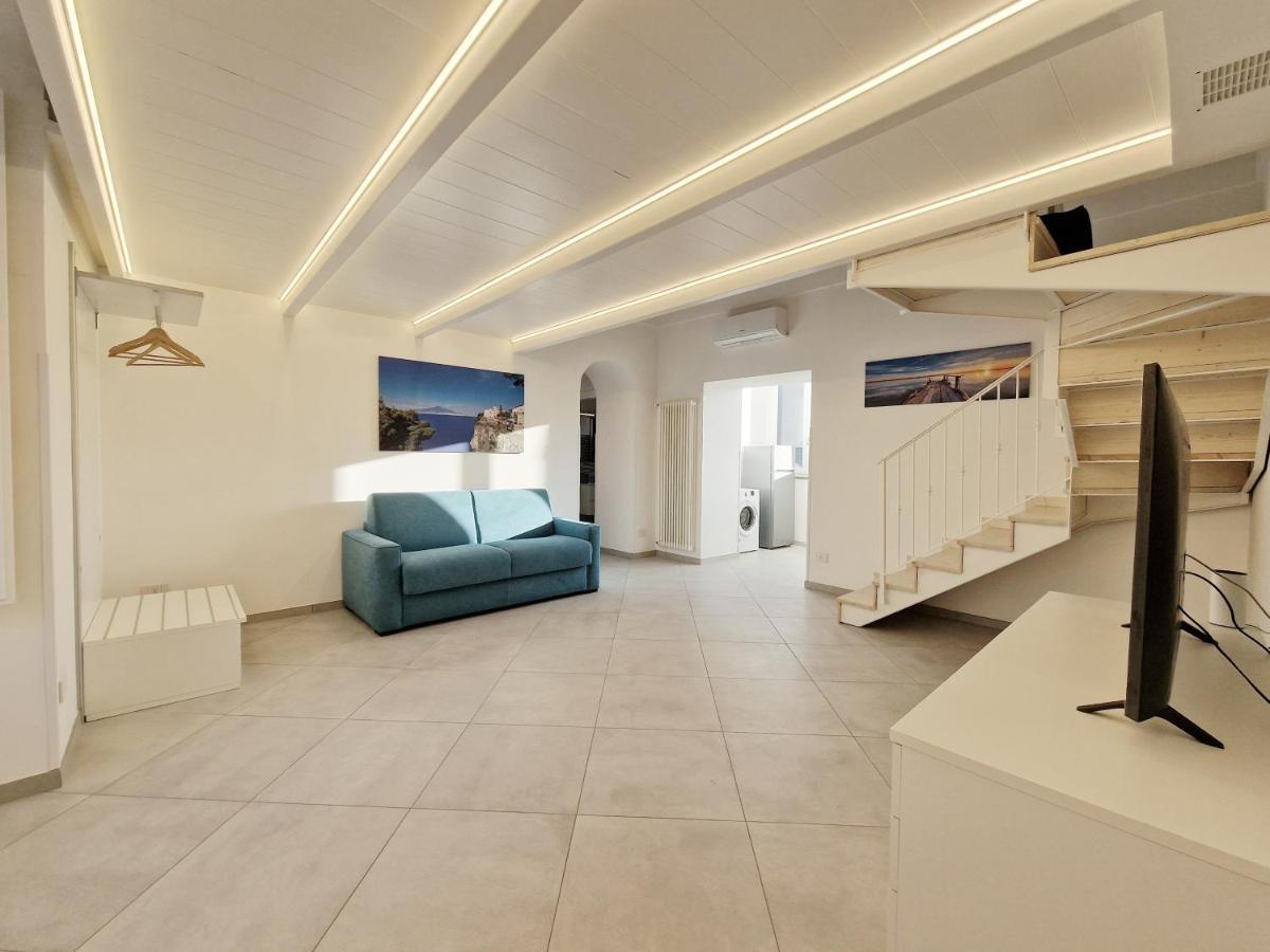 Savarese Luxury Palace Apartment Vico Equense Luaran gambar