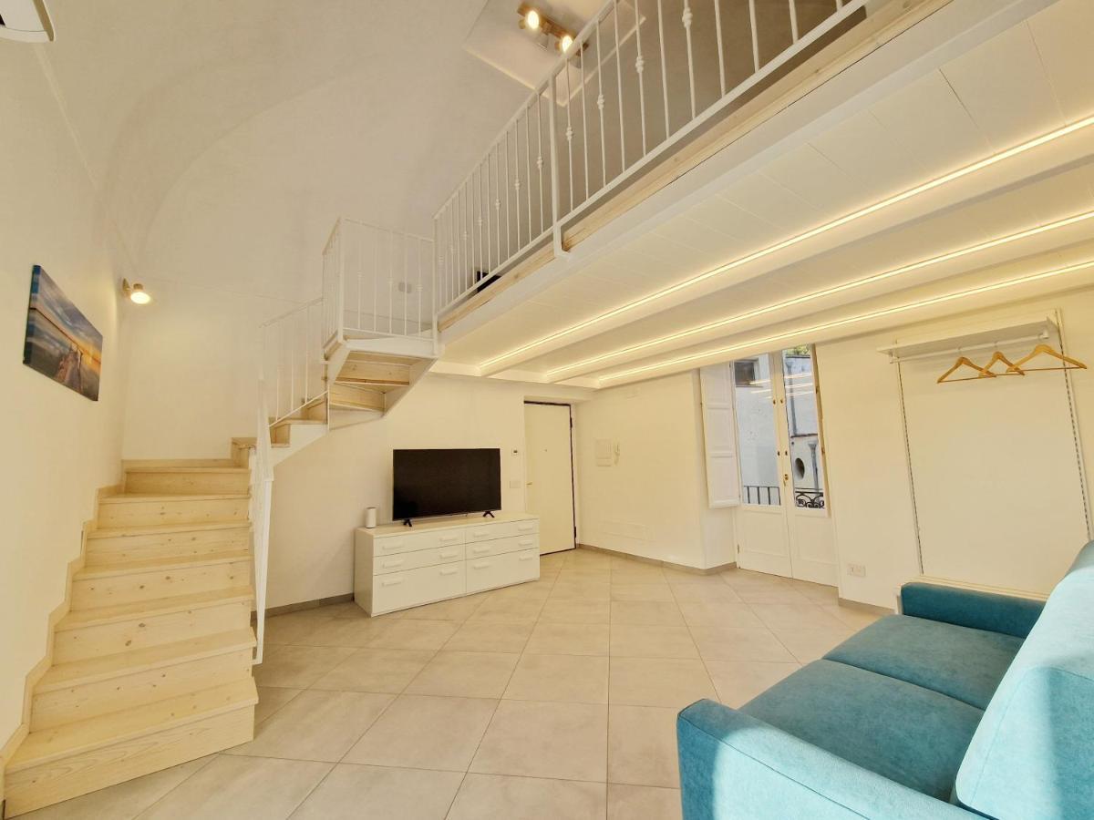 Savarese Luxury Palace Apartment Vico Equense Luaran gambar